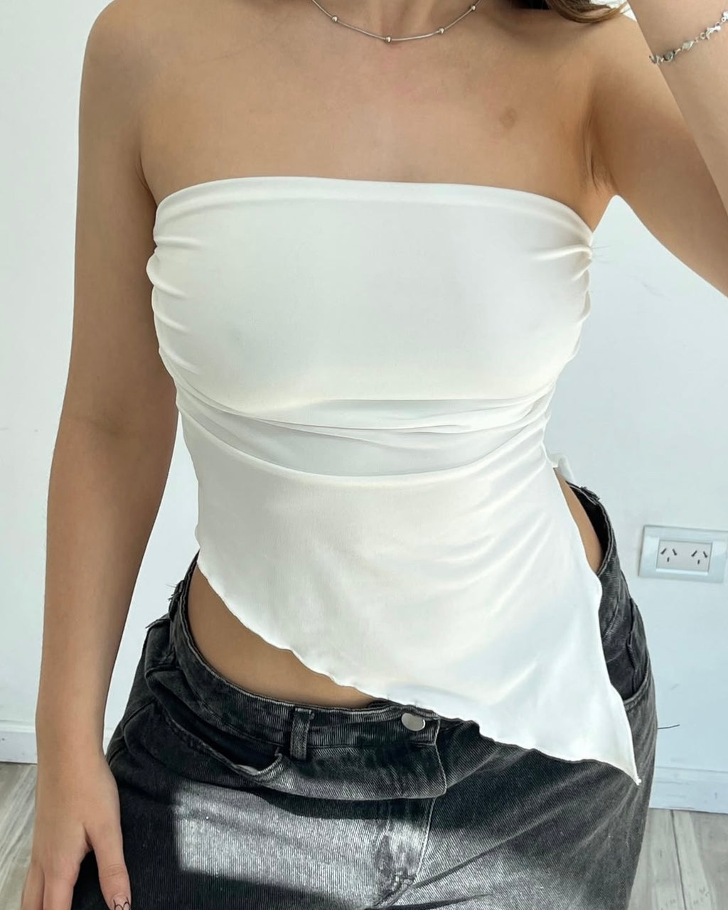 Top Strapless